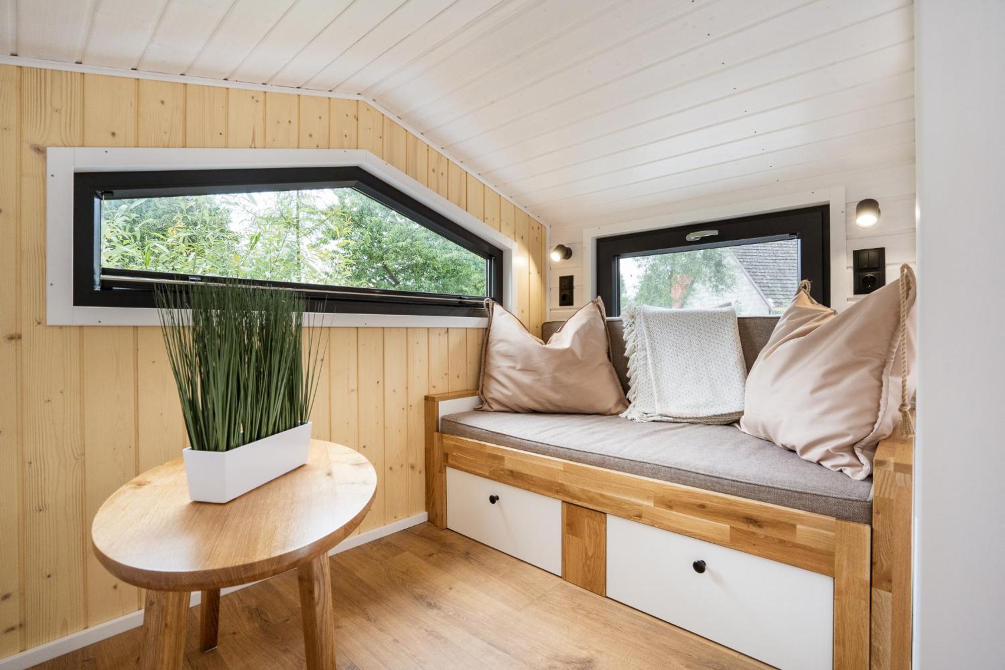 Staymoovers - Tinyhouse Zator Exteriör bild