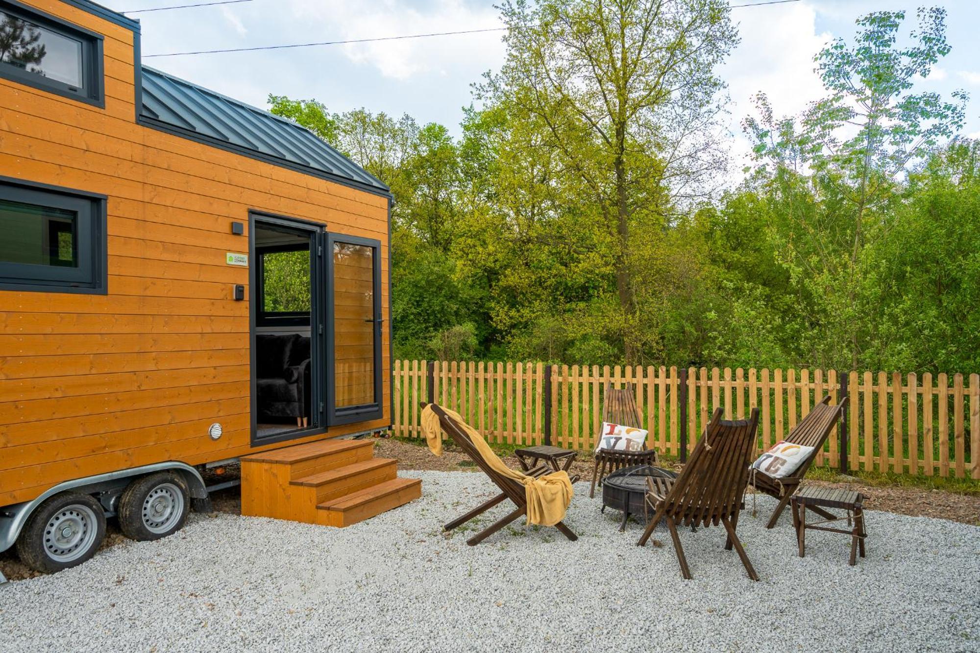 Staymoovers - Tinyhouse Zator Exteriör bild